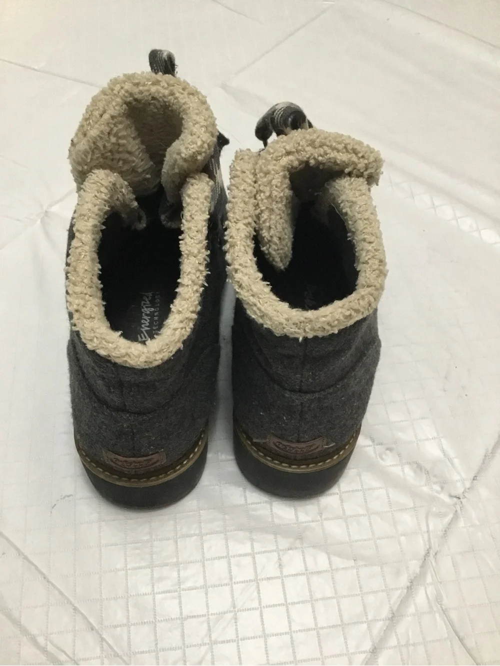 Women’s‎ Gray Wool Winter Boots with Sherpa Collar